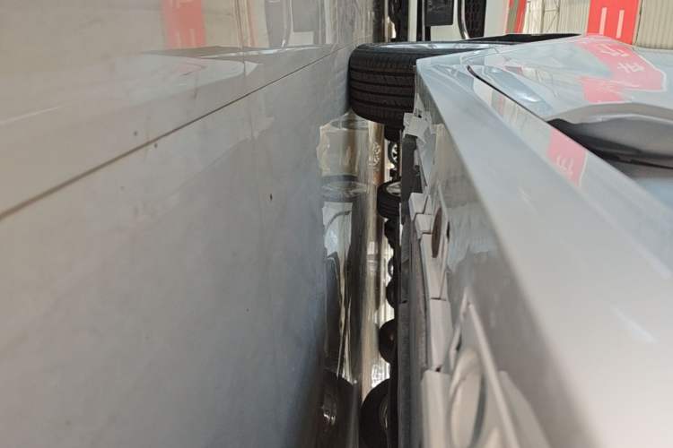 Used Toyota Allion 2022 2.0L Elite Edition Right Side Sill