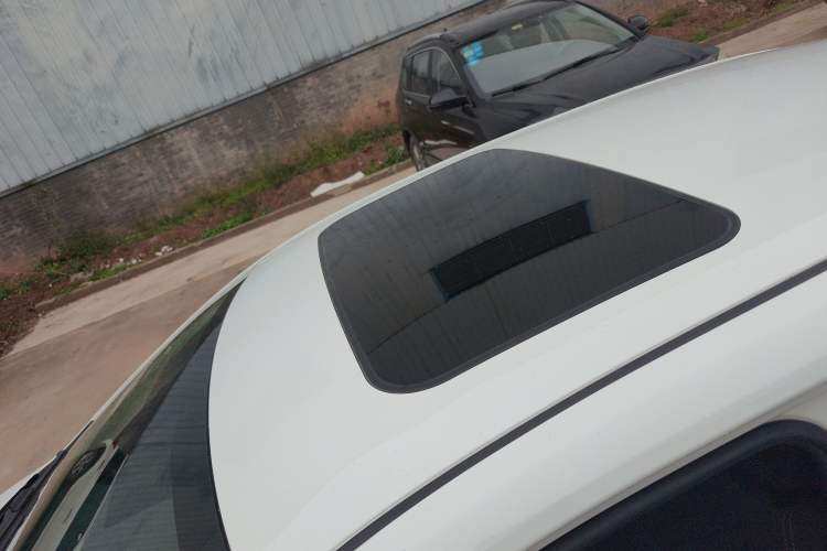 Used Toyota Allion 2022 2.0L Elite Edition Roof