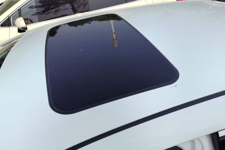 Used Toyota Allion 2022 2.0L Elite Edition Roof