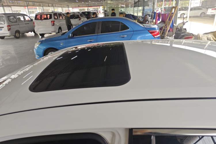 Used Toyota Allion 2022 2.0L Elite Edition Roof