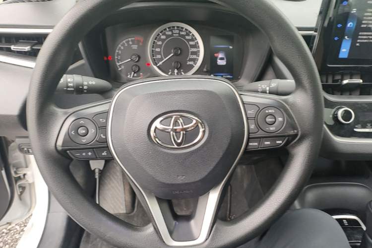 Used Toyota Allion 2022 2.0L Elite Edition Steering Wheel