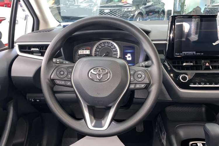 Used Toyota Allion 2022 2.0L Pioneer Edition Steering Wheel