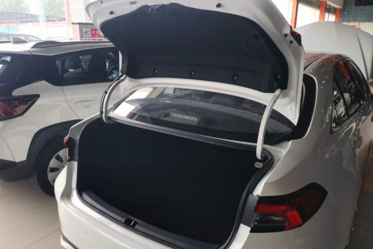 Used Toyota Allion 2022 2.0L Elite Edition Trunk