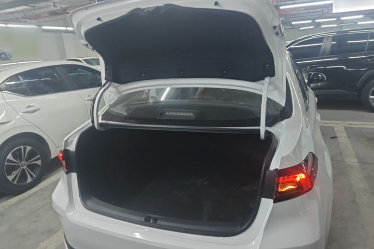 Used Toyota Allion 2022 2.0L Elite Edition Trunk