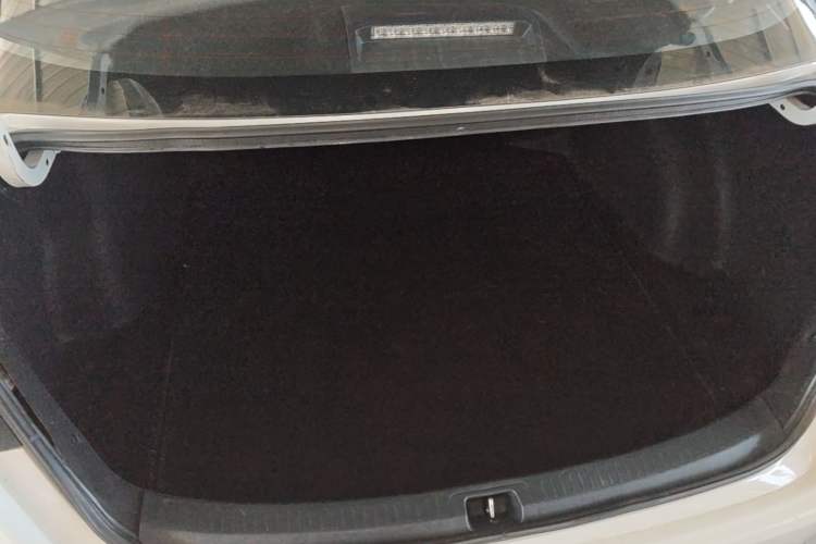 Used Toyota Allion 2022 2.0L Elite Edition Trunk
