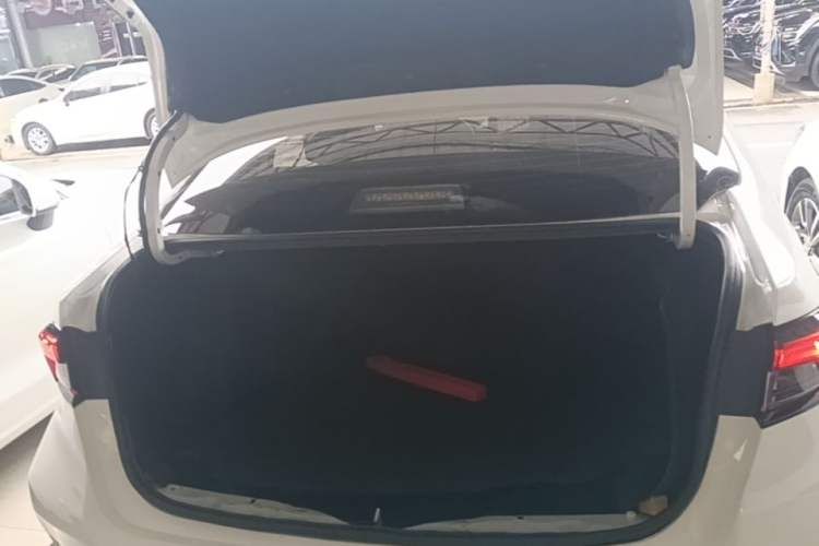 Used Toyota Allion 2022 2.0L Pioneer Edition Trunk