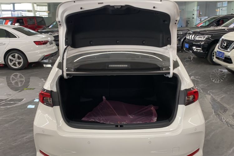 Used Toyota Allion 2022 2.0L Pioneer Edition Trunk