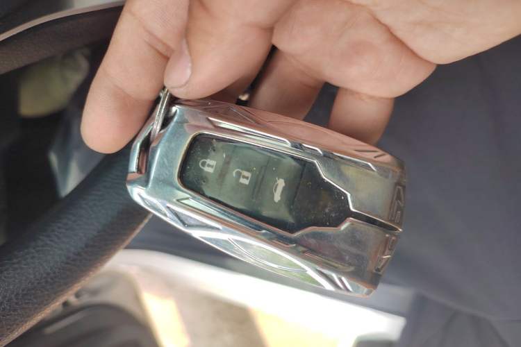 Used Toyota Allion 2022 2.0L Elite Edition Vehicle Key