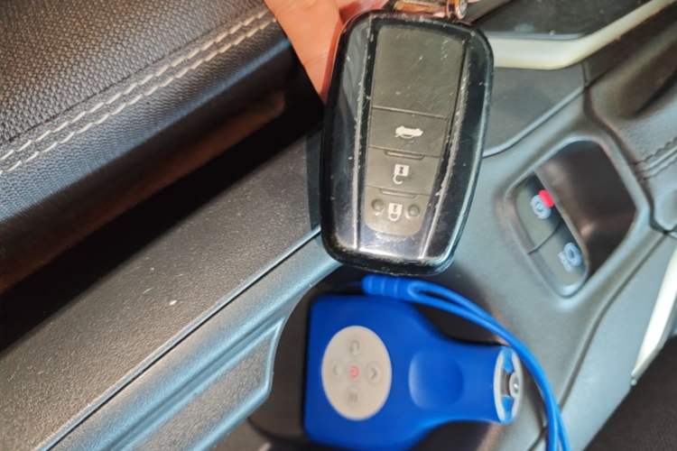 Used Toyota Allion 2022 2.0L Elite Edition Vehicle Key