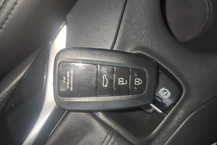Used Toyota Allion 2022 2.0L Elite Edition Vehicle Key