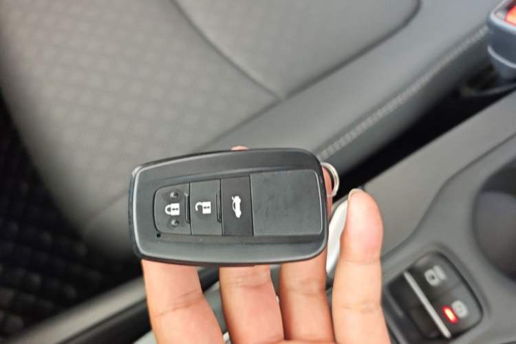Used Toyota Allion 2022 2.0L Zunyue Edition Vehicle Key