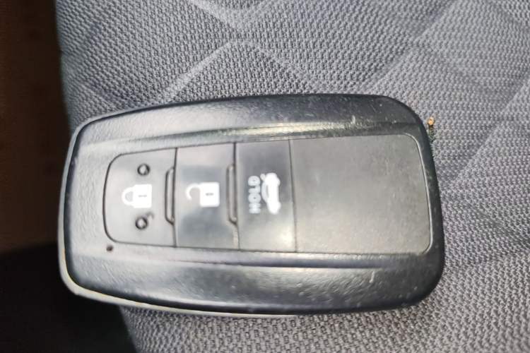 Used Toyota Allion 2022 2.0L Elite Edition Vehicle Key
