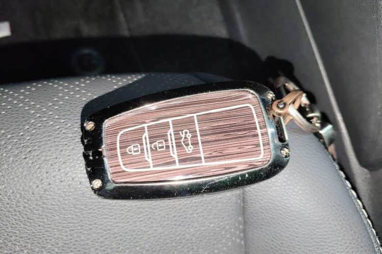 Used Toyota Allion 2022 2.0L Zunyue Edition Vehicle Key
