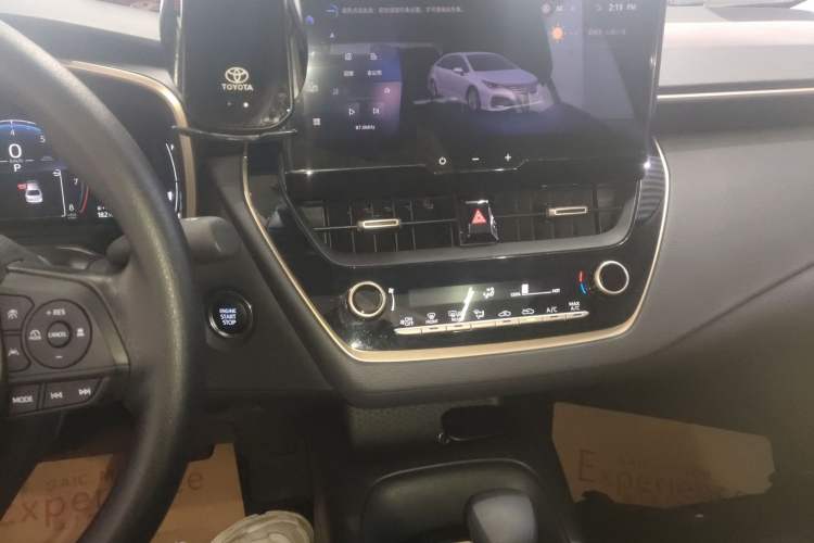 Used Toyota Allion 2023 2.0L Elite Edition Audio And AC Panel
