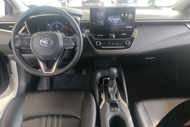 Used Toyota Allion 2023 2.0L Pioneer Edition Center Console