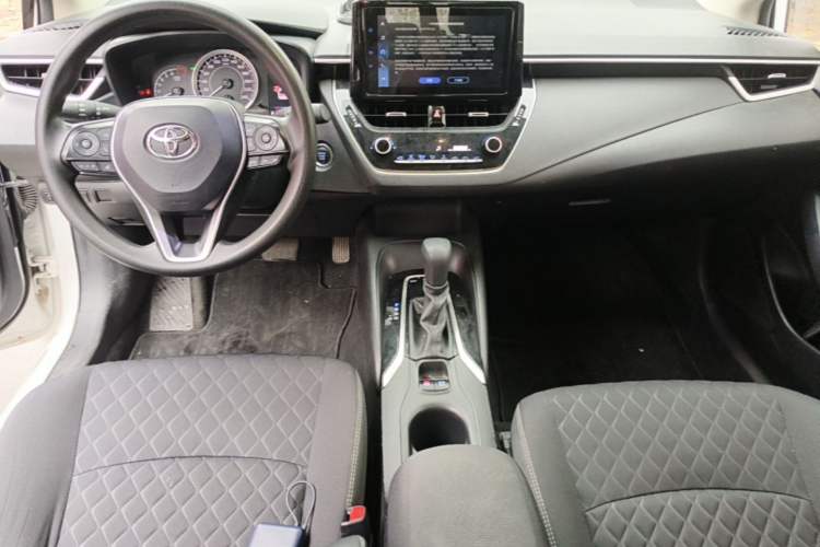 Used Toyota Allion 2023 2.0L Elite Edition Center Console
