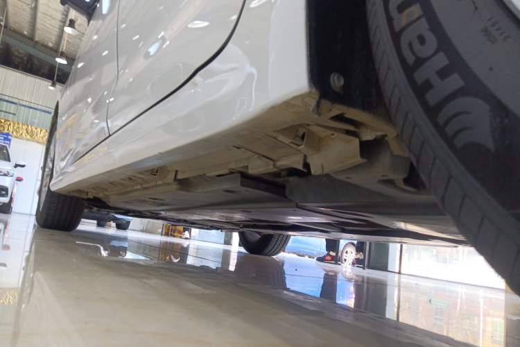 Used Toyota Allion 2023 2.0L Pioneer Edition Chassis Rear Left