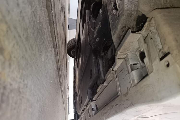 Used Toyota Allion 2023 2.0L Pioneer Edition Chassis Rear Right