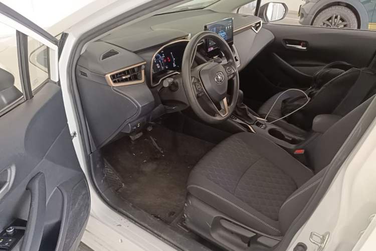 Used Toyota Allion 2023 2.0L Pioneer Edition Driver Seat