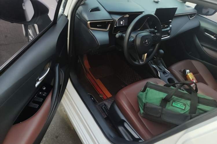 Used Toyota Allion 2023 2.0L Pioneer Edition Driver Seat