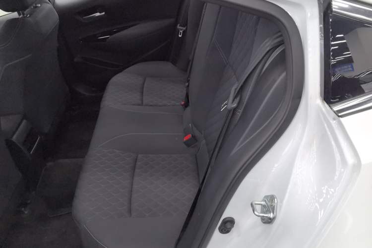 Used Toyota Allion 2023 2.0L Elite Edition Interior 4