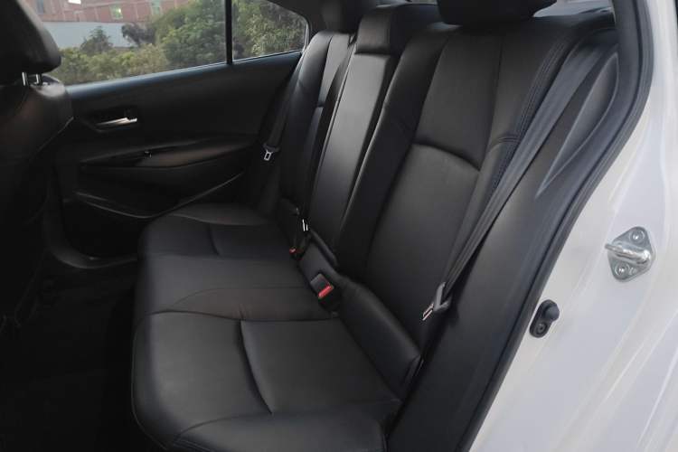 Used Toyota Allion 2023 2.0L Pioneer Edition Interior 4