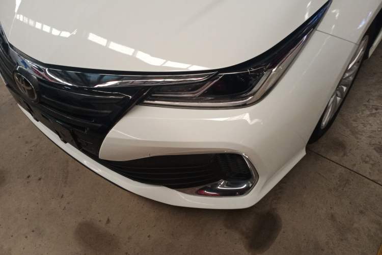 Used Toyota Allion 2023 2.0L Elite Edition Left Front Headlight