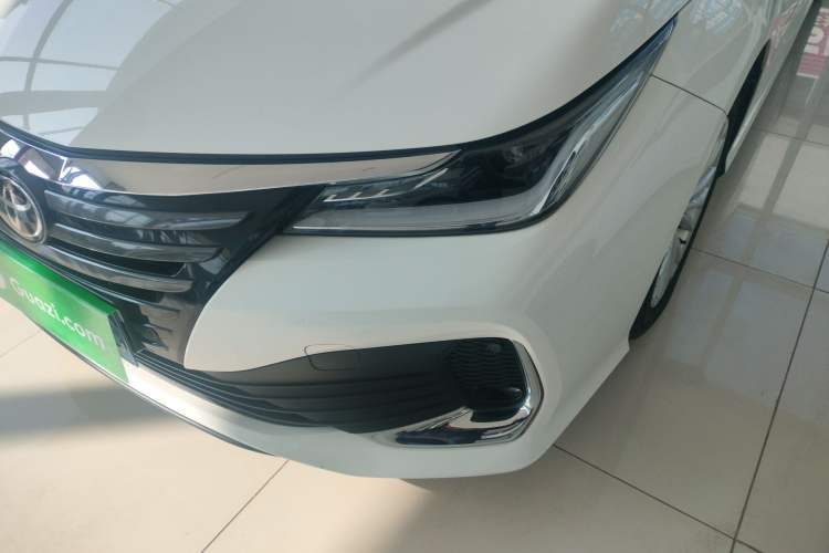 Used Toyota Allion 2023 2.0L Pioneer Edition Left Front Headlight