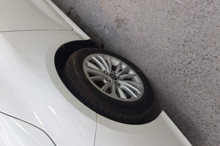 Used Toyota Allion 2023 2.0L Pioneer Edition Left Front Wheel Hub