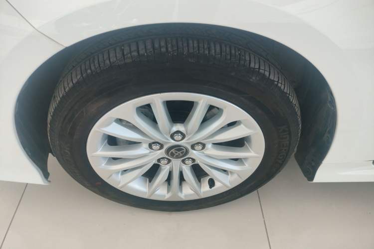 Used Toyota Allion 2023 2.0L Pioneer Edition Left Front Wheel Hub