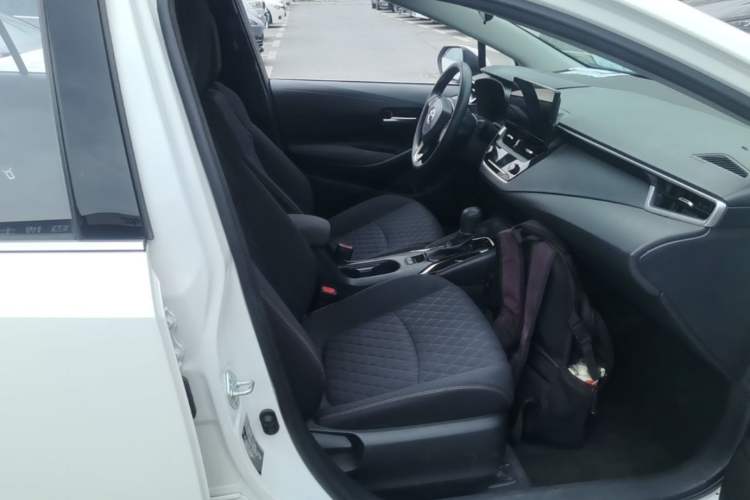 Used Toyota Allion 2023 2.0L Elite Edition Right Front Seat