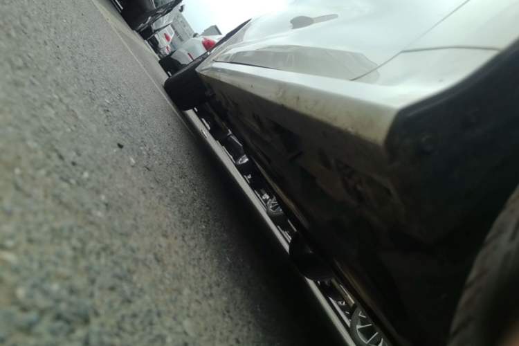 Used Toyota Allion 2023 2.0L Elite Edition Right Side Sill