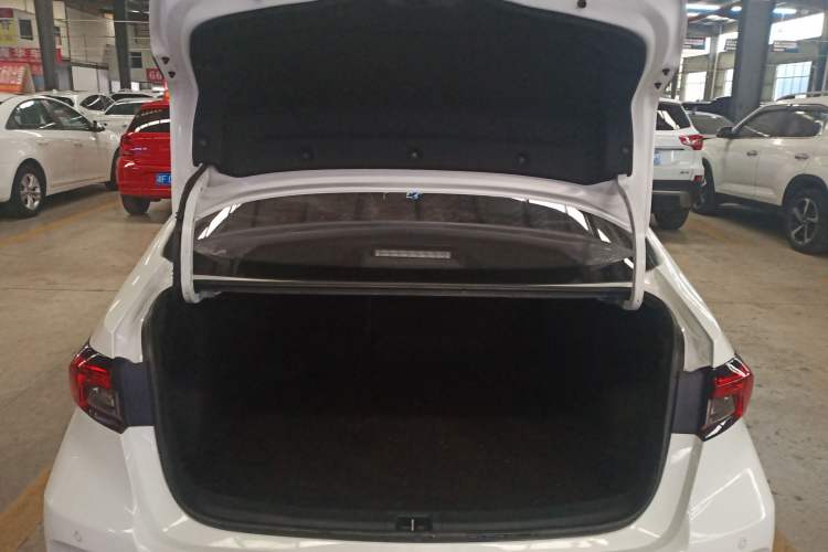 Used Toyota Allion 2023 2.0L Elite Edition Trunk