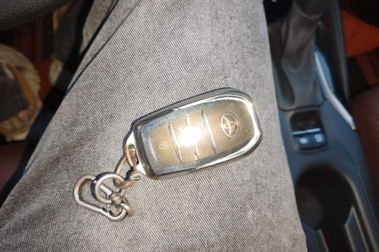 Used Toyota Allion 2023 2.0L Pioneer Edition Vehicle Key
