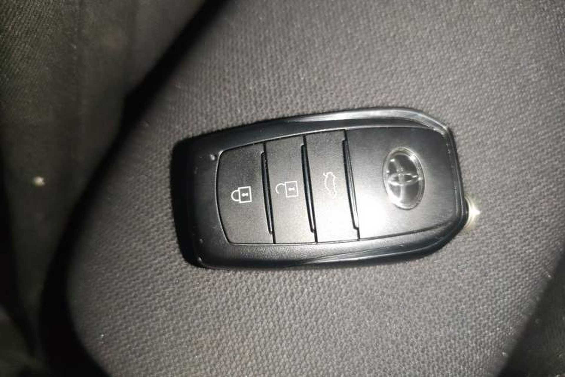 Used Toyota Allion 2023 2.0L Pioneer Edition Vehicle Key