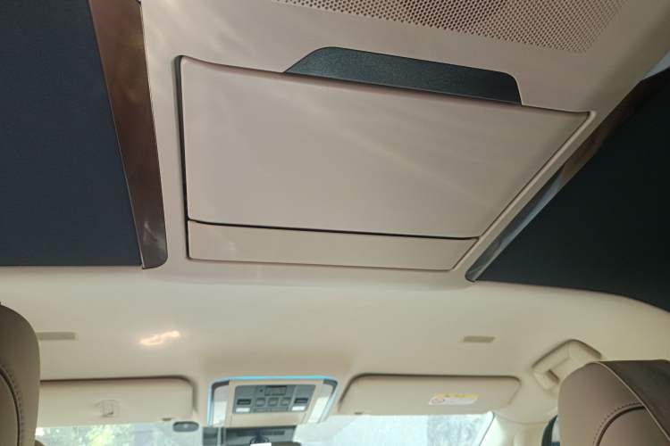 Used Toyota Alphard 2024 Dual-Engine 2.5L Prestige Edition Headliner