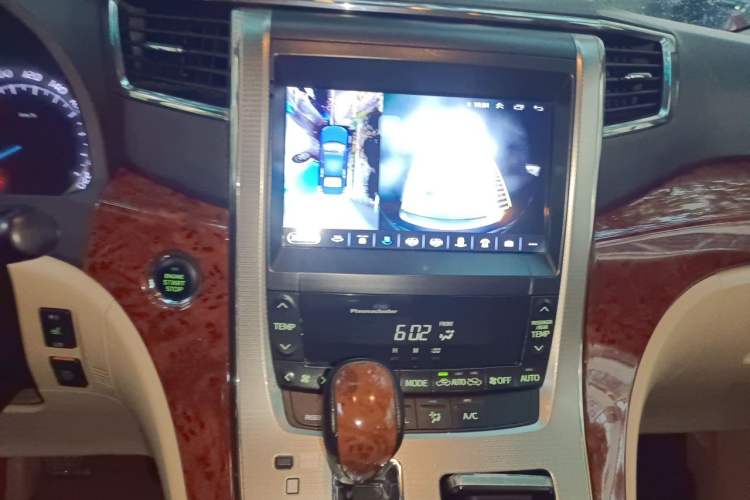 Used Toyota Alphard 2011 3.5L Luxury Edition Audio And AC Panel
