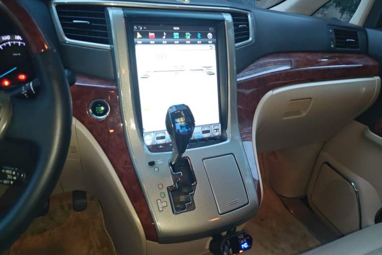 Used Toyota Alphard 2011 3.5L Luxury Edition Audio And AC Panel