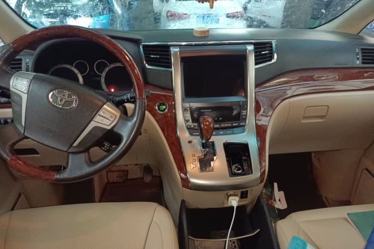 Used Toyota Alphard 2011 3.5L Luxury Edition Center Console