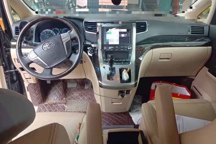 Used Toyota Alphard 2011 3.5L Luxury Edition Center Console