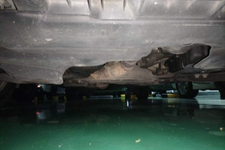 Used Toyota Alphard 2011 3.5L Luxury Edition Chassis Front