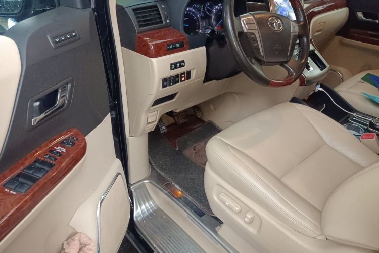 Used Toyota Alphard 2011 3.5L Luxury Edition Driver Seat