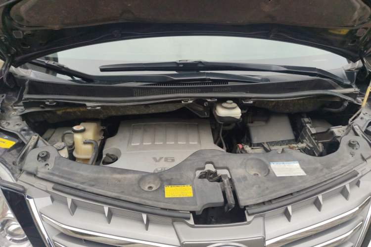 Used Toyota Alphard 2011 3.5L Luxury Edition Engine Bay