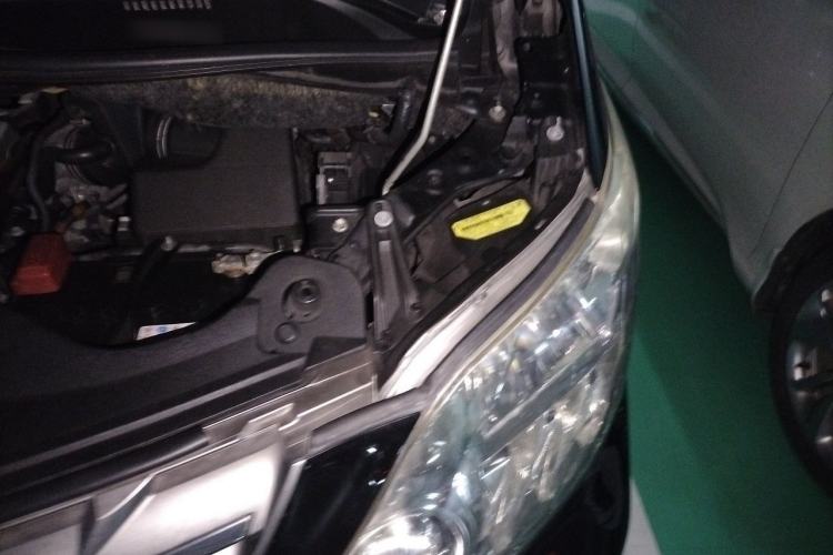 Used Toyota Alphard 2011 3.5L Luxury Edition Engine Bay Left