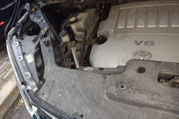 Used Toyota Alphard 2011 3.5L Luxury Edition Engine Bay Right