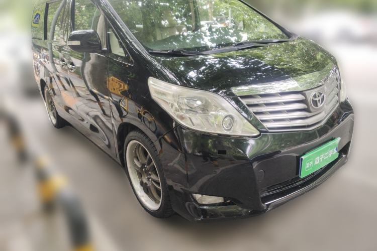 Used Toyota Alphard 2011 2.4L Luxury Edition Front Right 45 Deg
