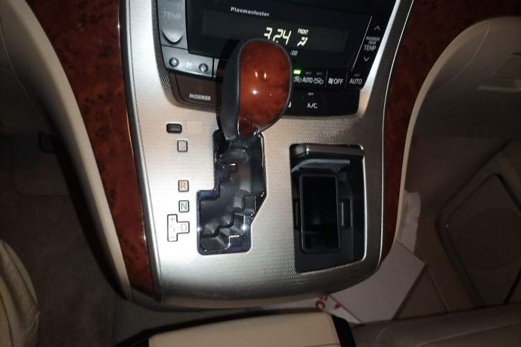 Used Toyota Alphard 2011 3.5L Luxury Edition Gear Lever