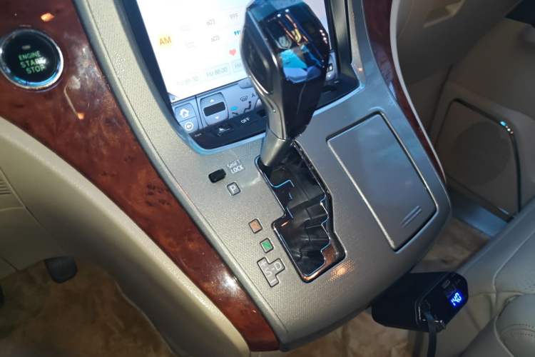 Used Toyota Alphard 2011 3.5L Luxury Edition Gear Lever