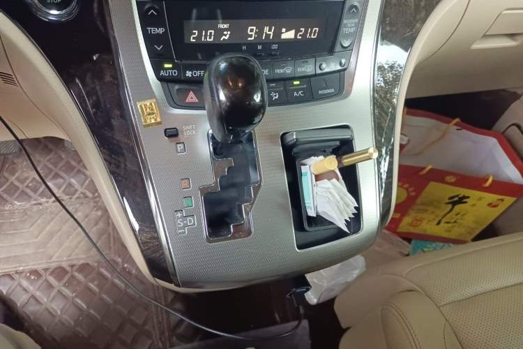 Used Toyota Alphard 2011 3.5L Luxury Edition Gear Lever