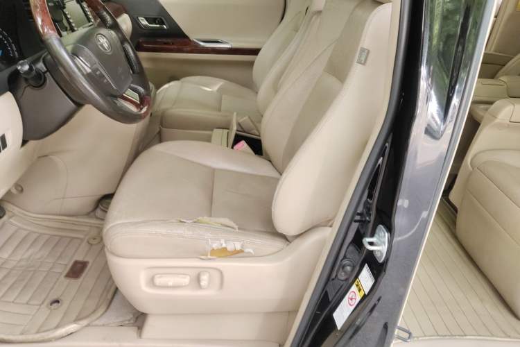 Used Toyota Alphard 2011 2.4L Luxury Edition Left Front Seat